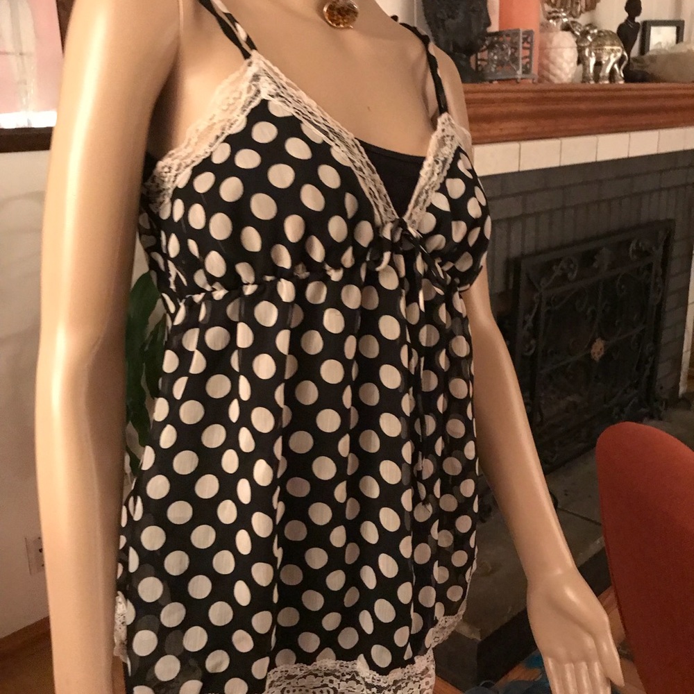 Top - Picture 3 of 4